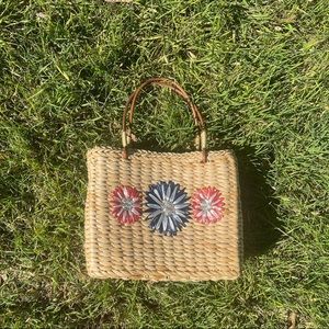 Vintage straw woven purse